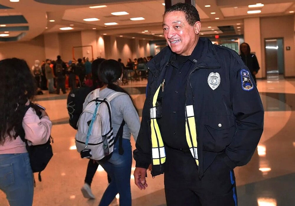 Dorman High creates scholarship in name of former school resource officer
