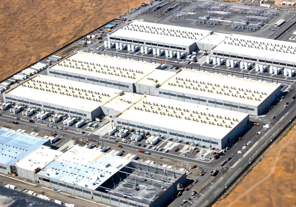 Legislative bills, moratorium filed for regulating data centers