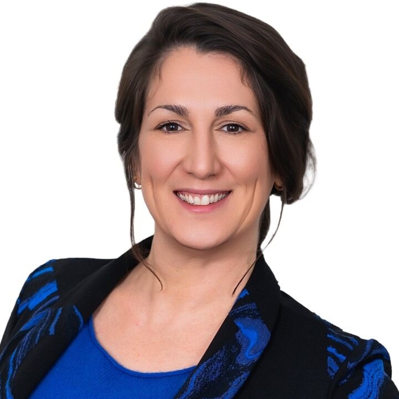 Meet Your Neighbor: Rebekah Cribb – From Catering to Closing